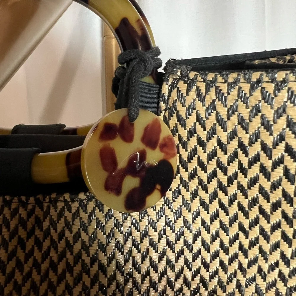 Marlo Elegant Black and Tan Tote with Adjustable Strap